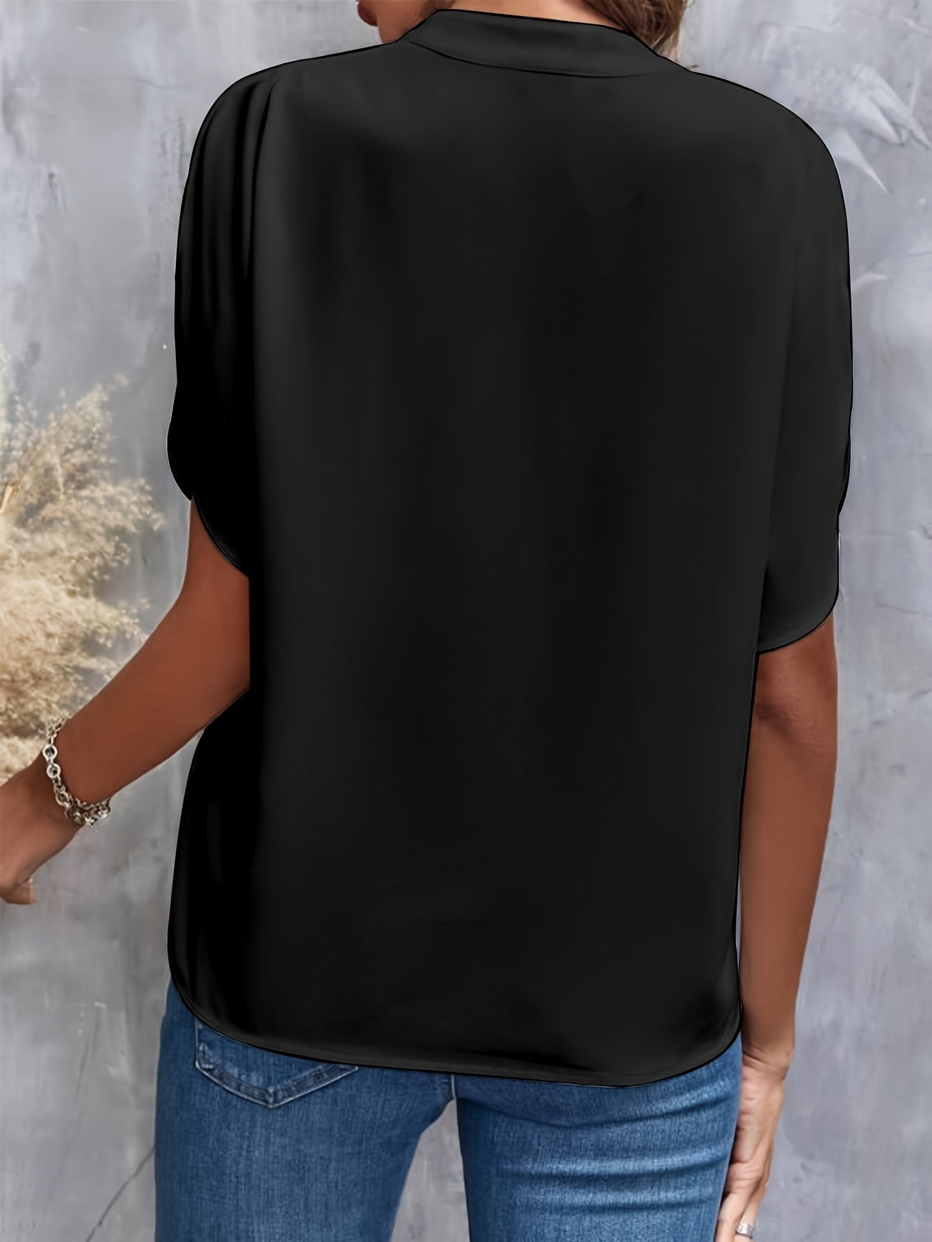The Nancy - V Neck Elegant Blouse