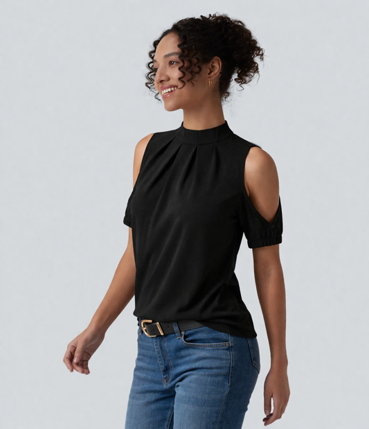 HATTIE | CZARNY PLISOWANY TOP Z ROZCIĘTYMI RĘKAWAMI